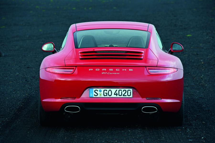  Porsche 911 Carrera 2011 года  (фото 13 из 47)